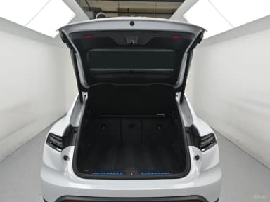 Macan EV