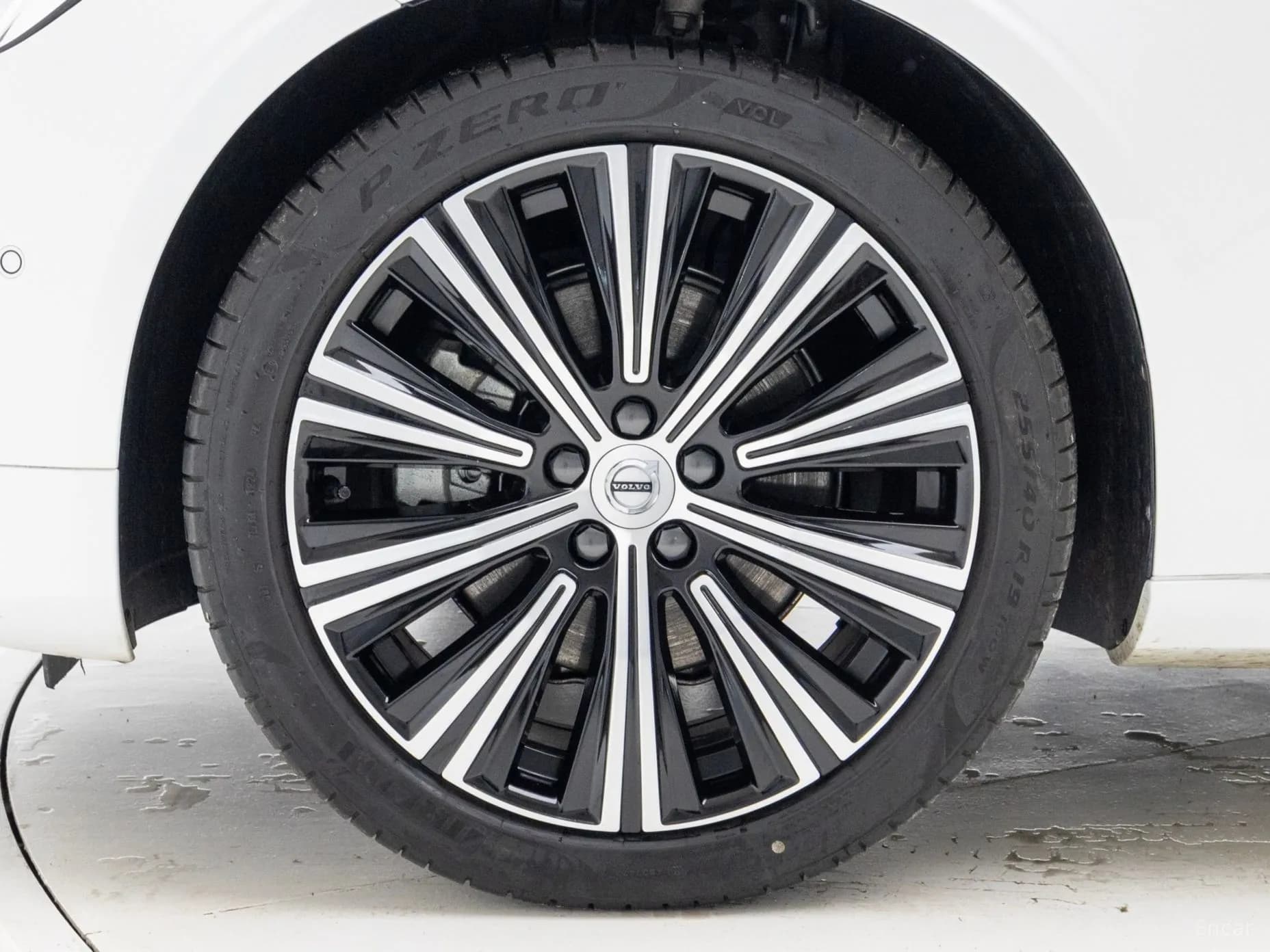 S90