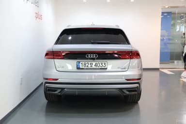 Q8 (4M)