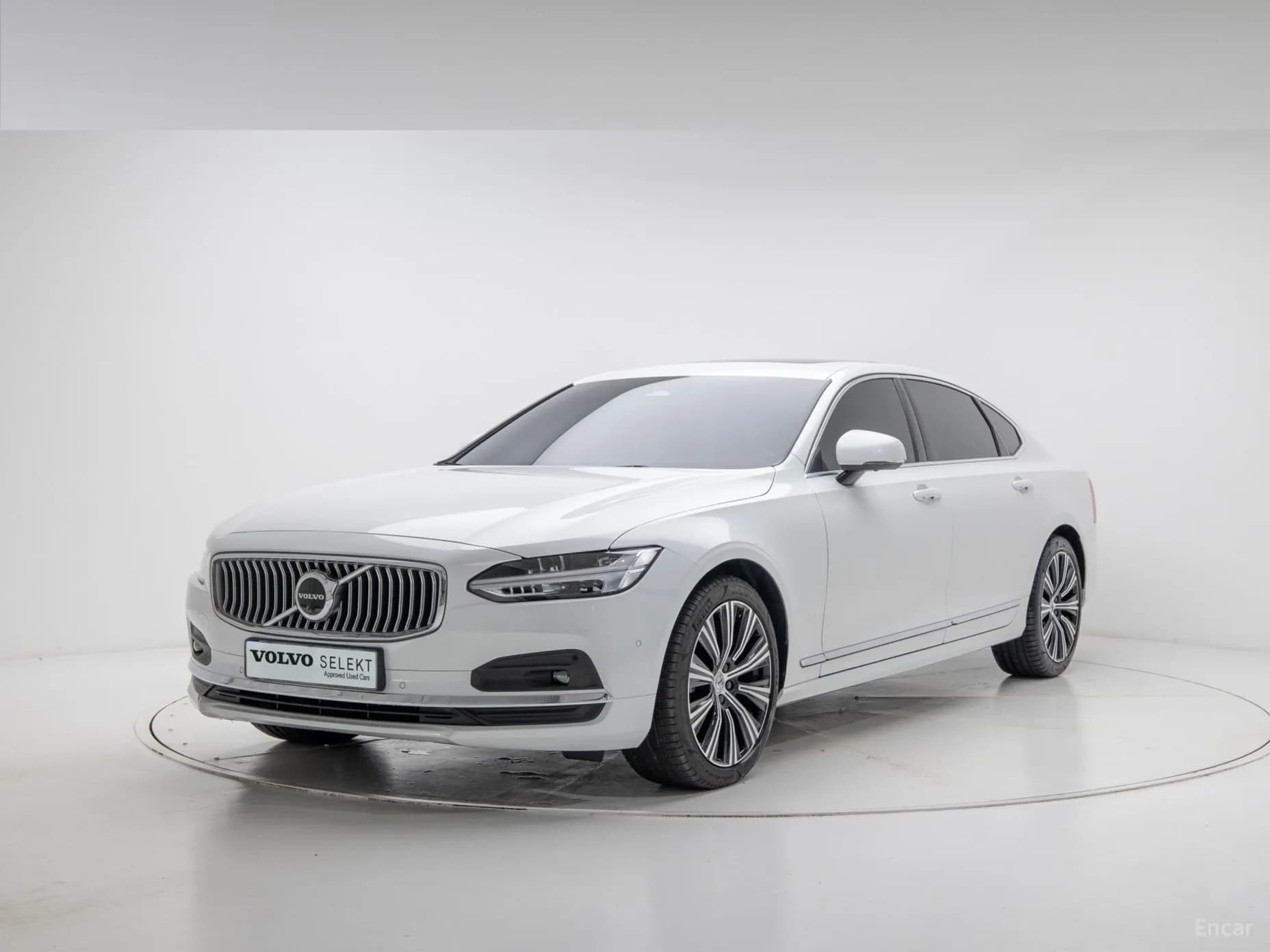S90