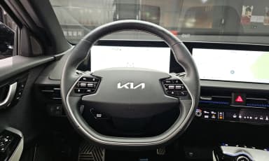 EV6