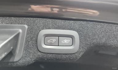 S90