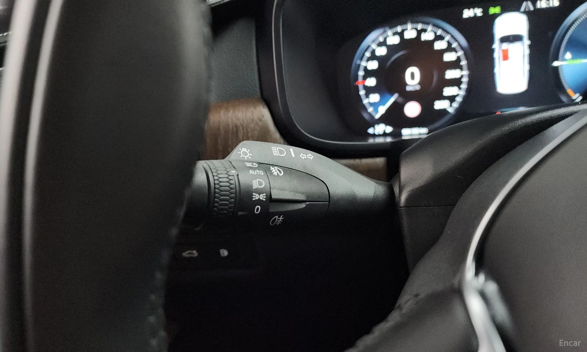 S90