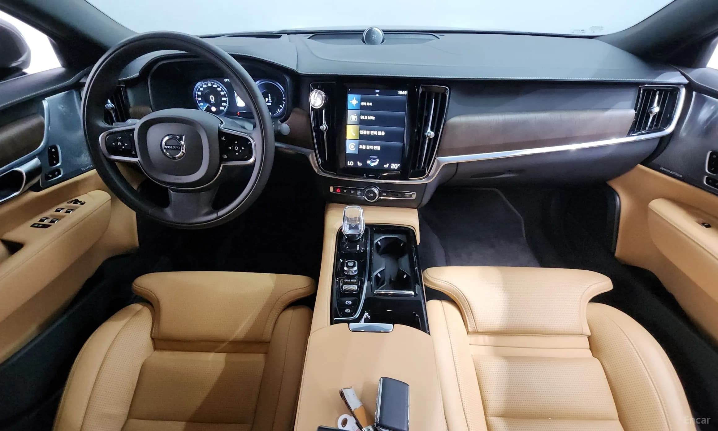 S90