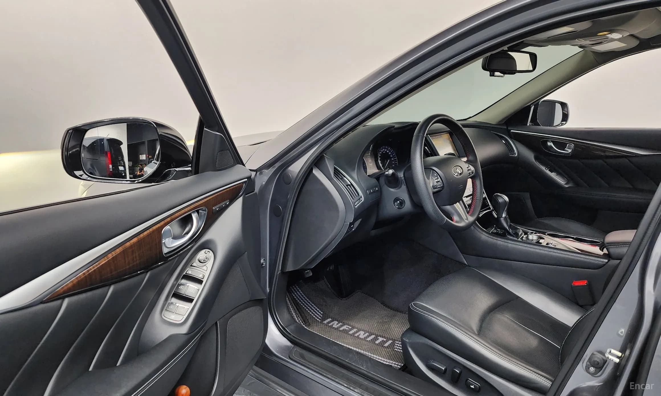 Q50