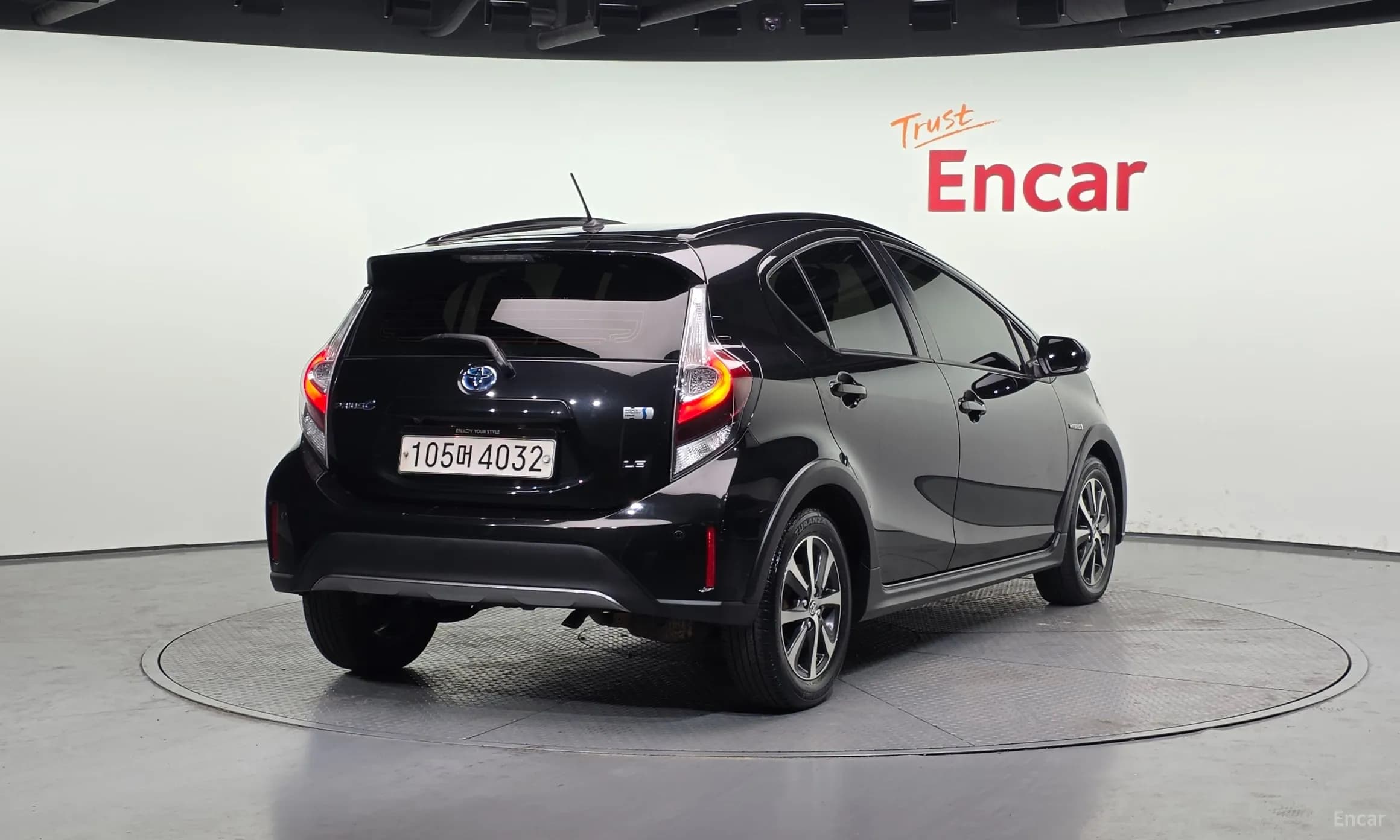 Prius C