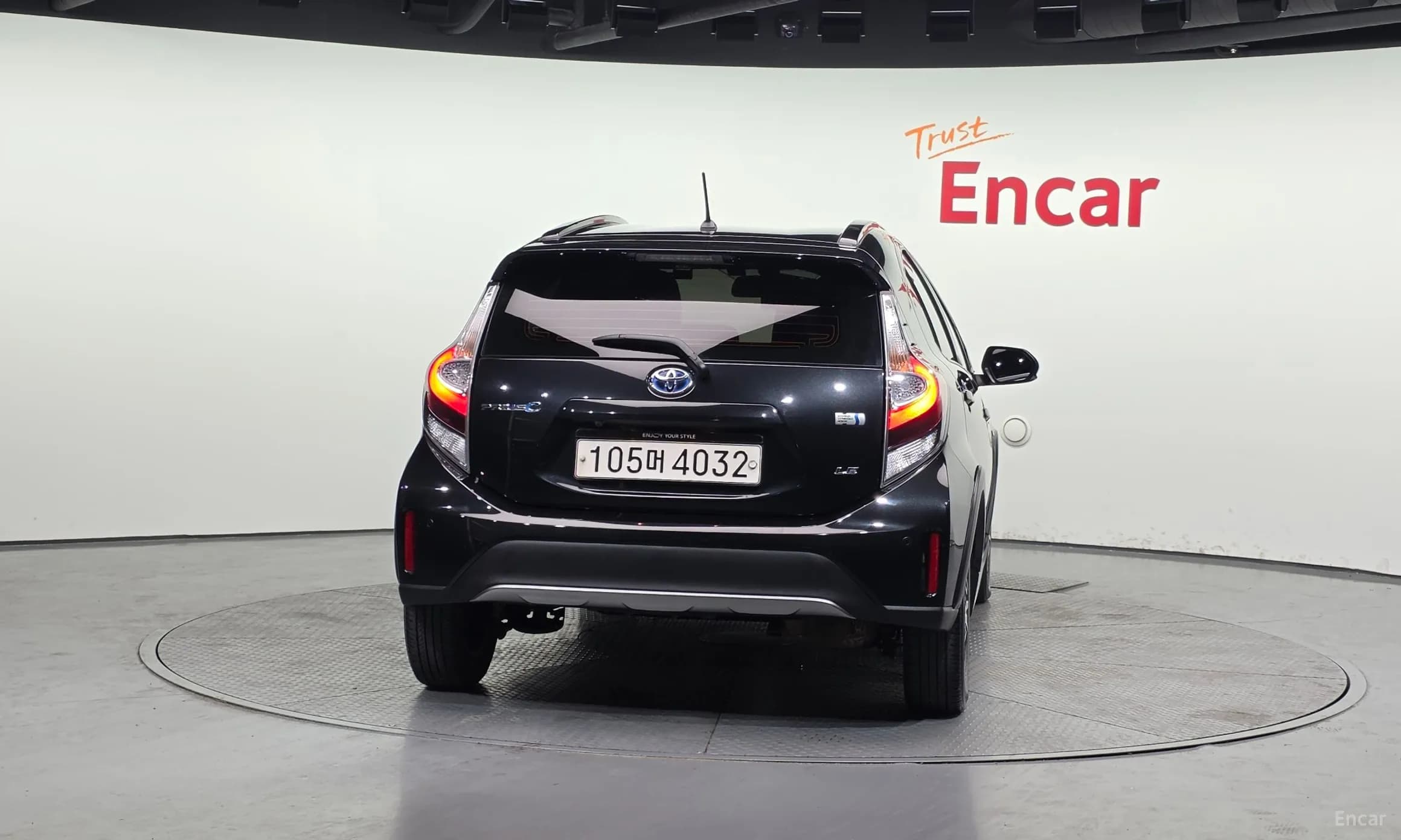 Prius C
