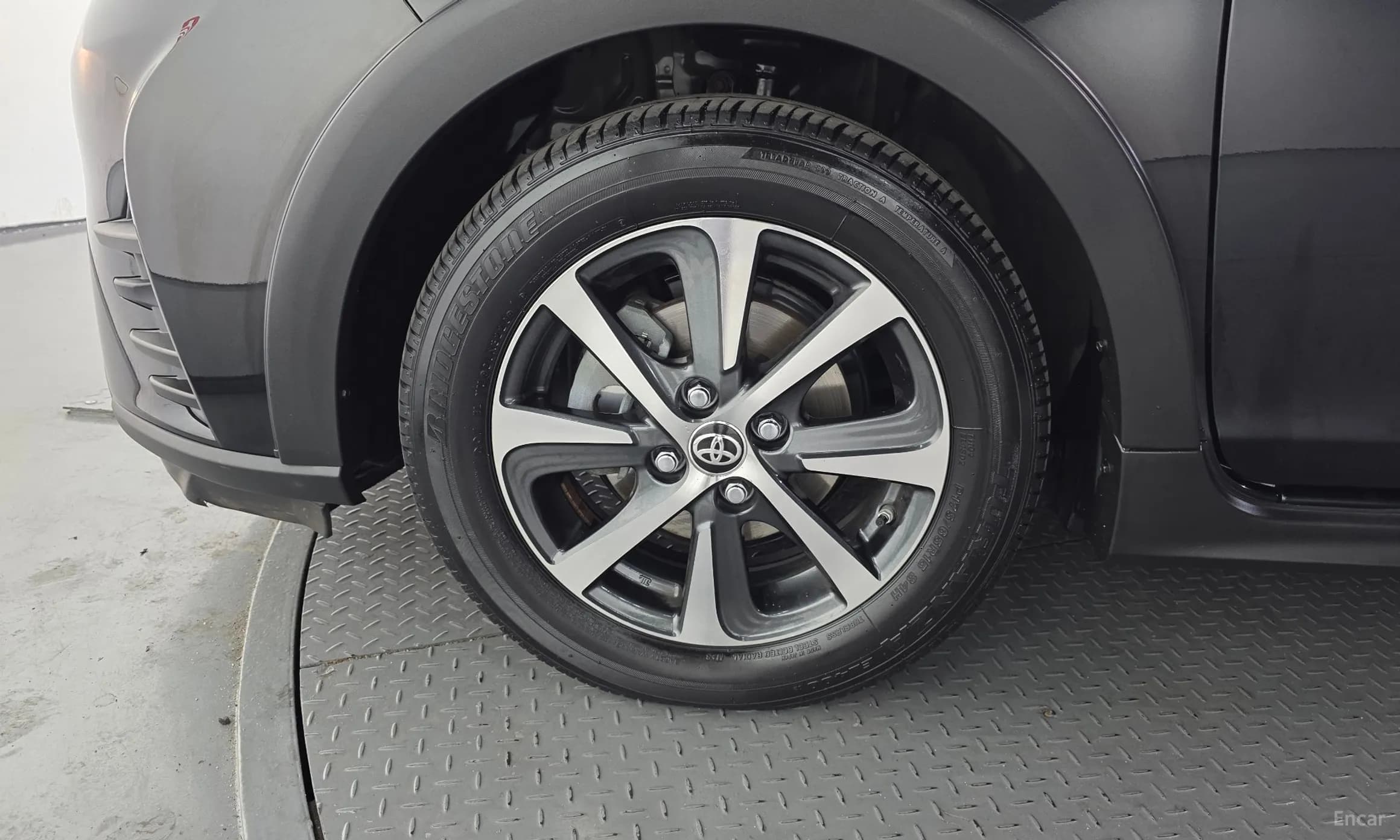 Prius C