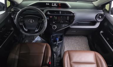 Prius C