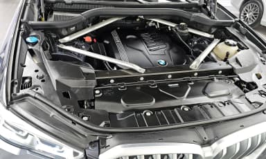 X6 (G06)