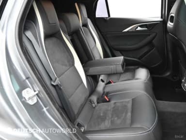 Q30