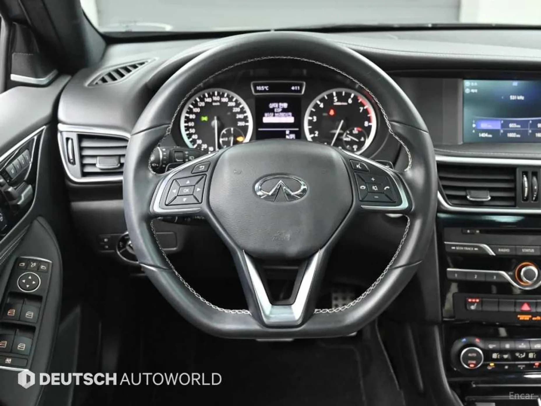 Q30