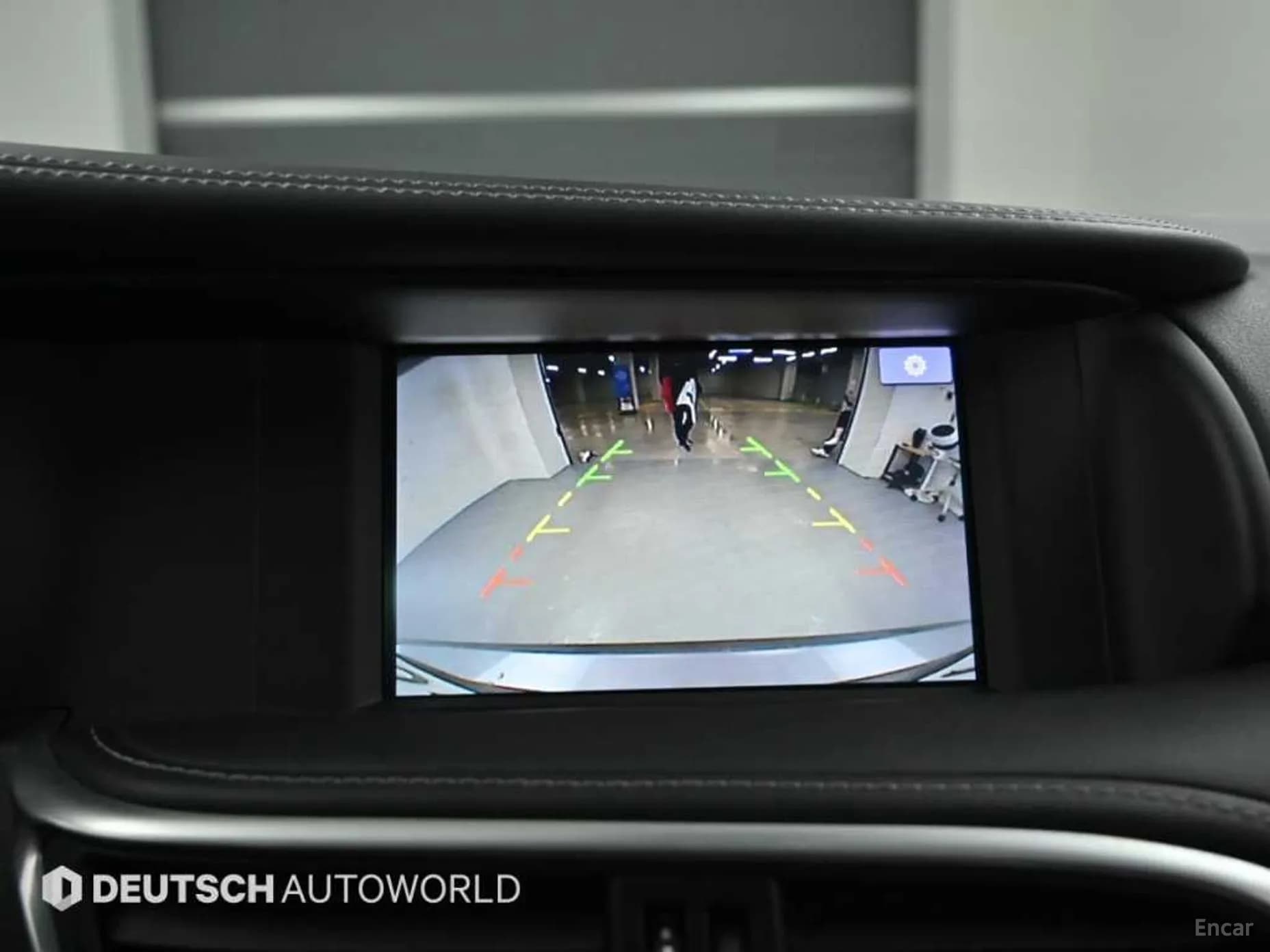 Q30