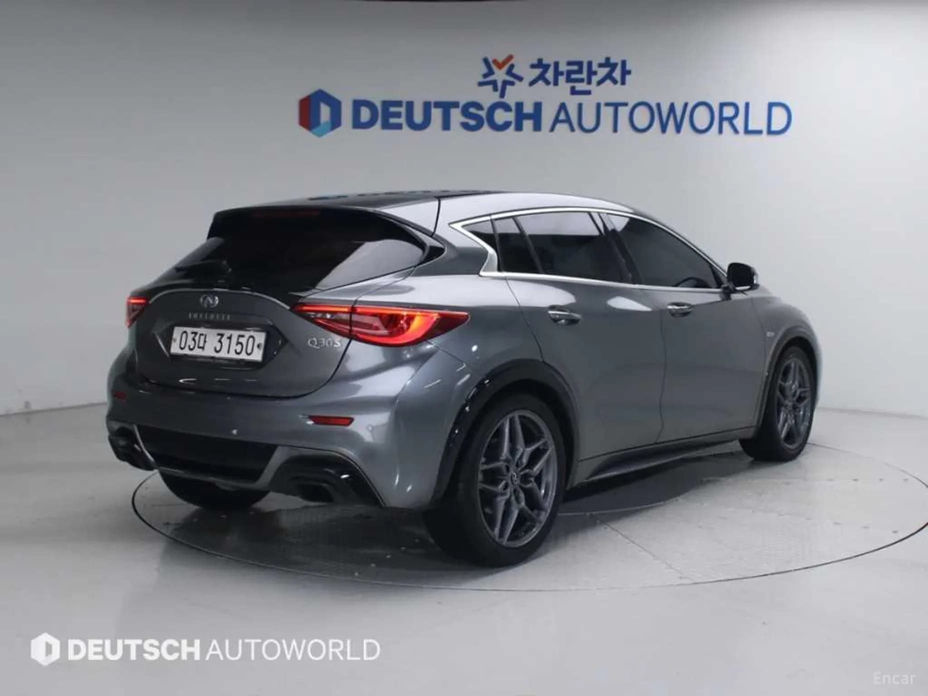 Q30