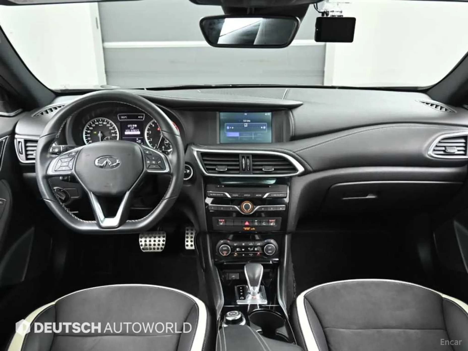 Q30