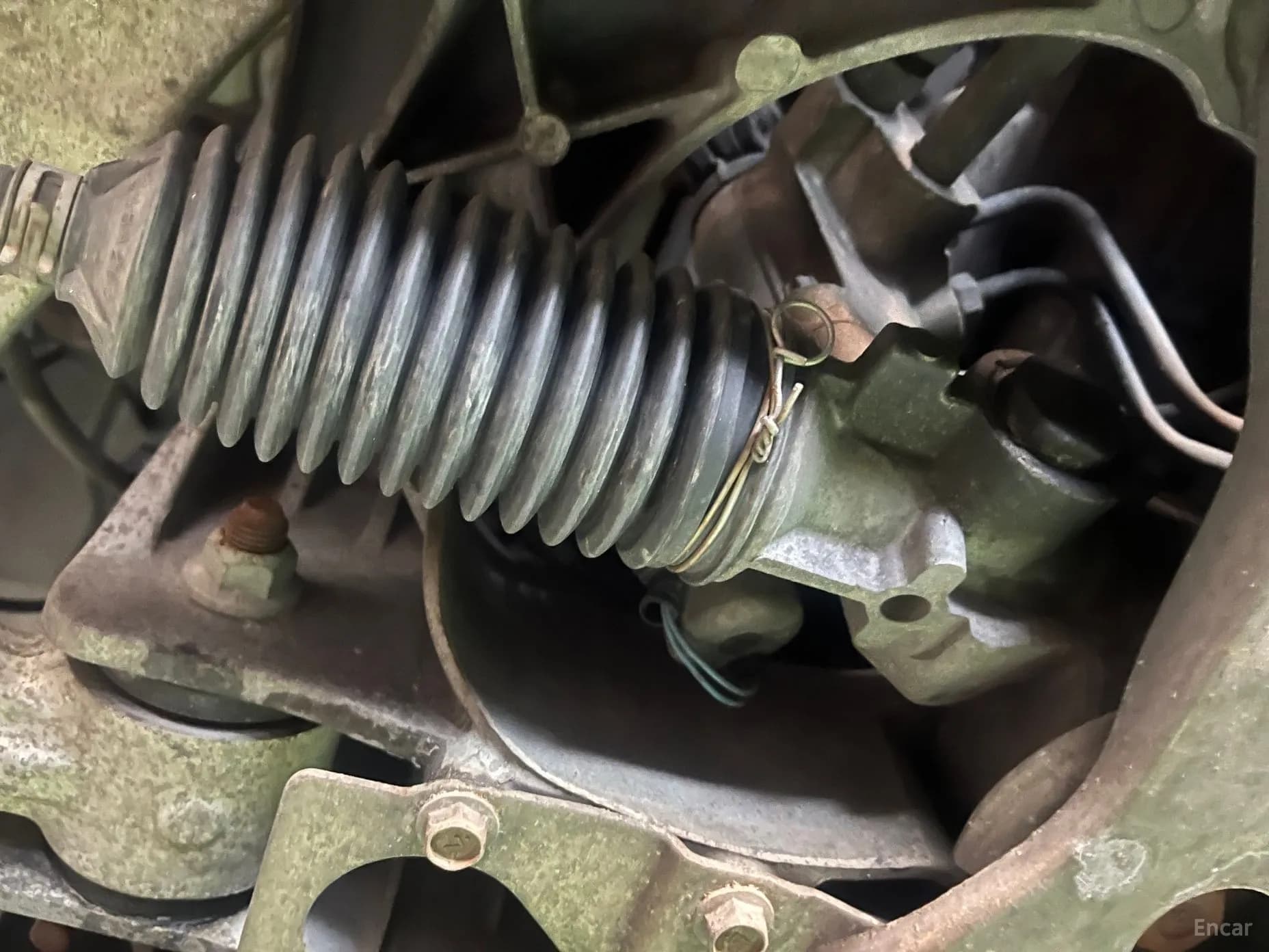 G37