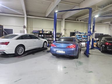 G37