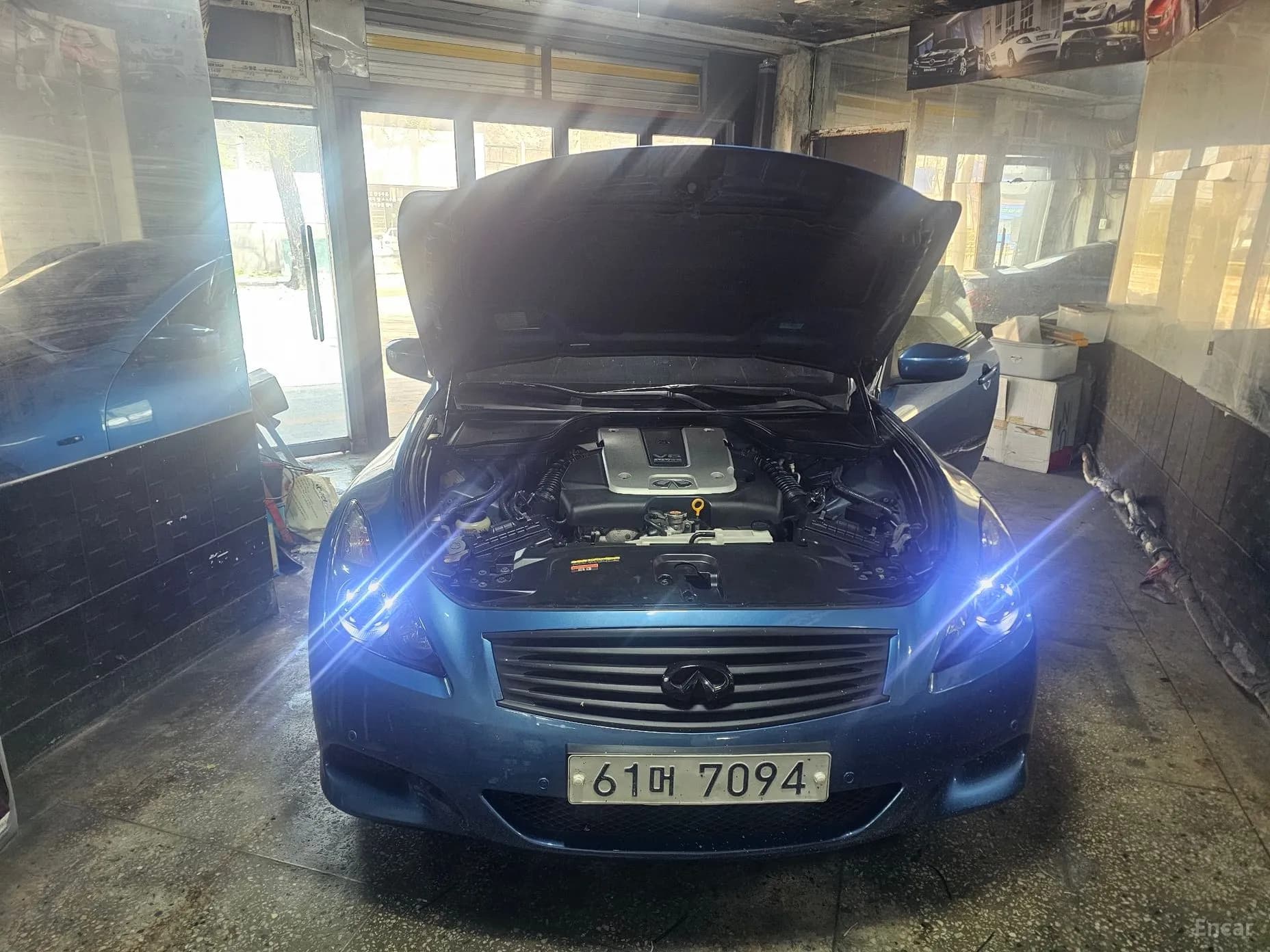 G37
