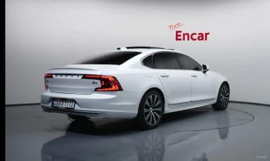 S90