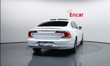 S90