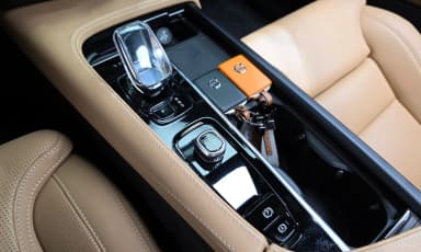 S90