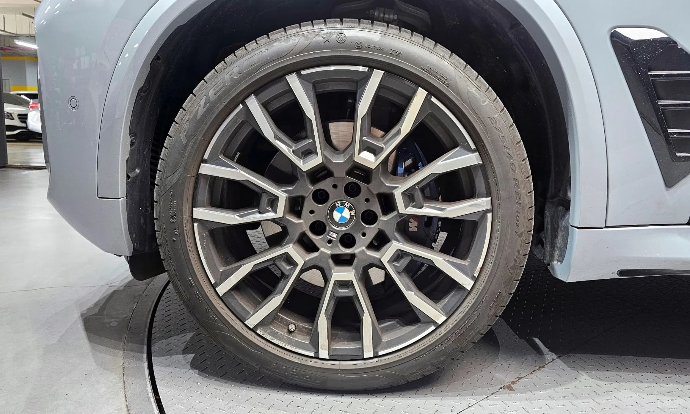X5 (G05)