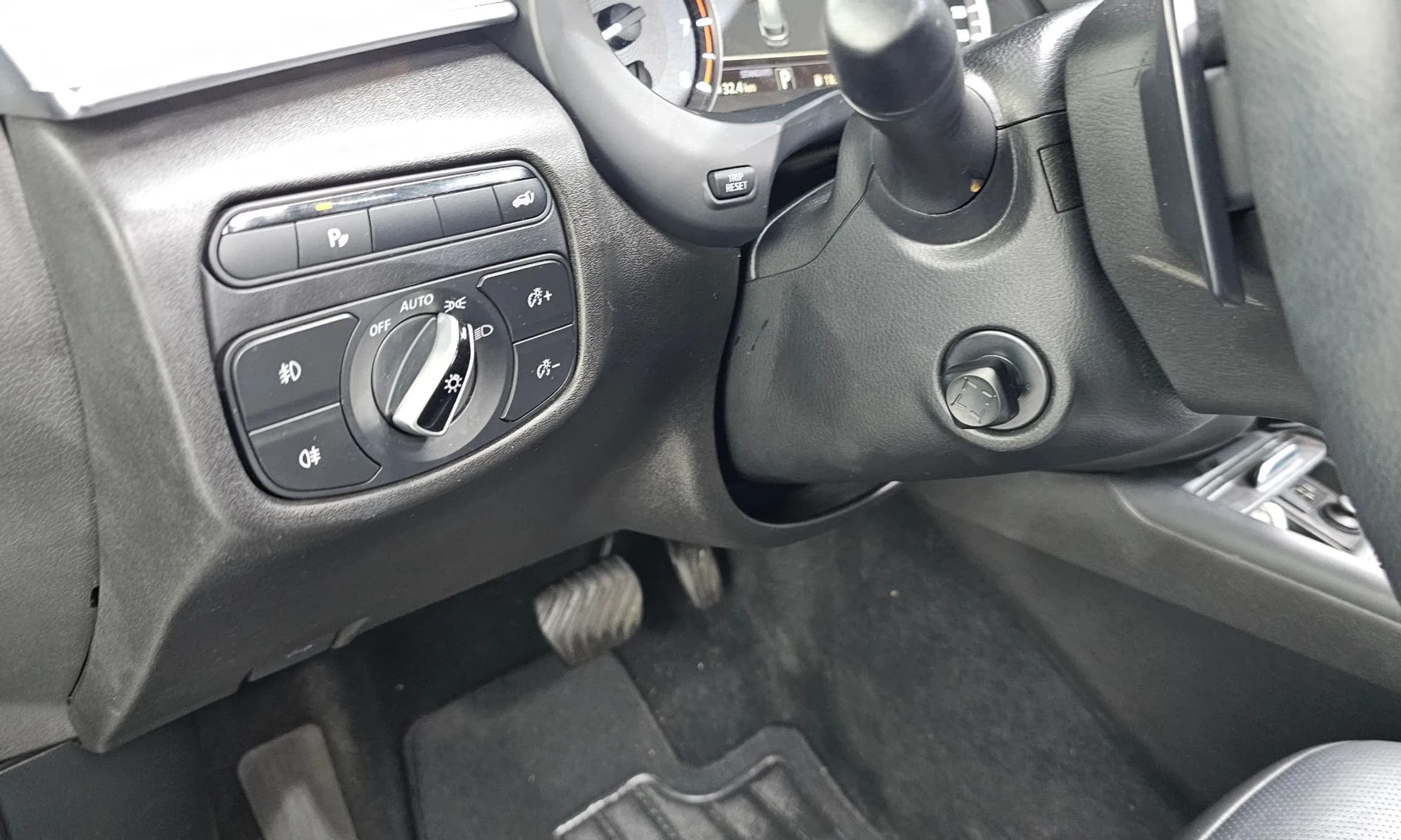 QX50 (P71A)