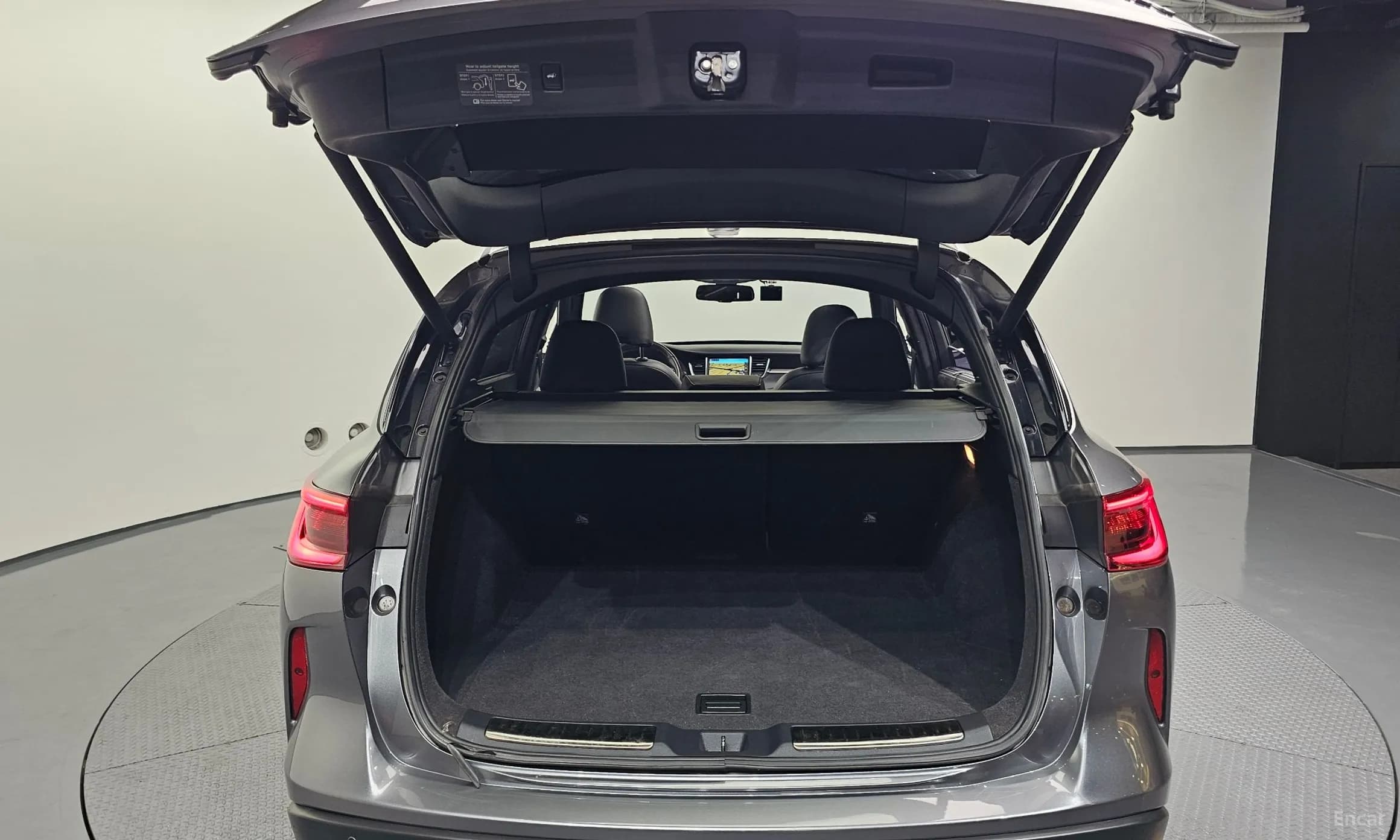 QX50 (P71A)