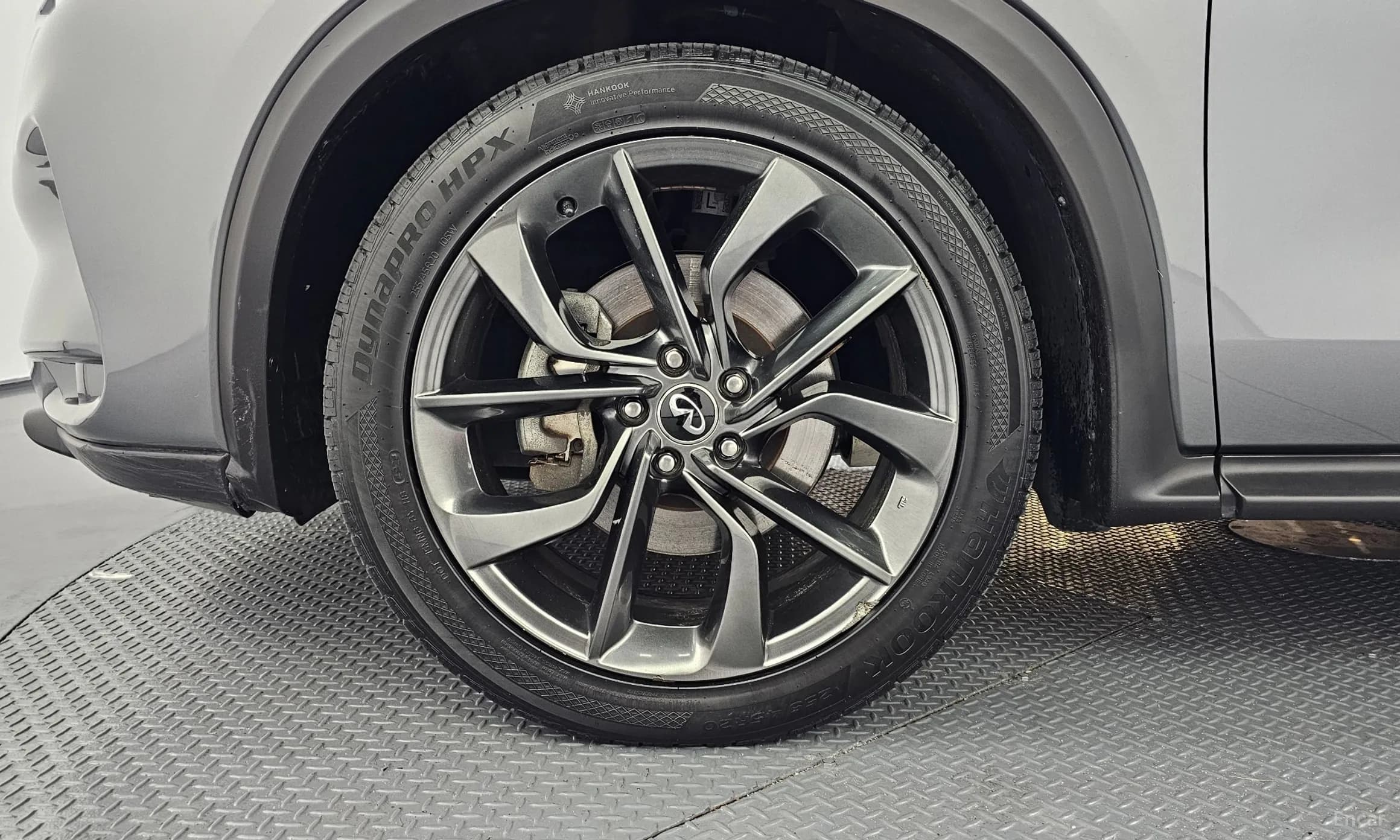 QX50 (P71A)