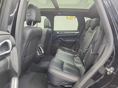 New Cayenne