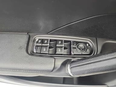 New Cayenne