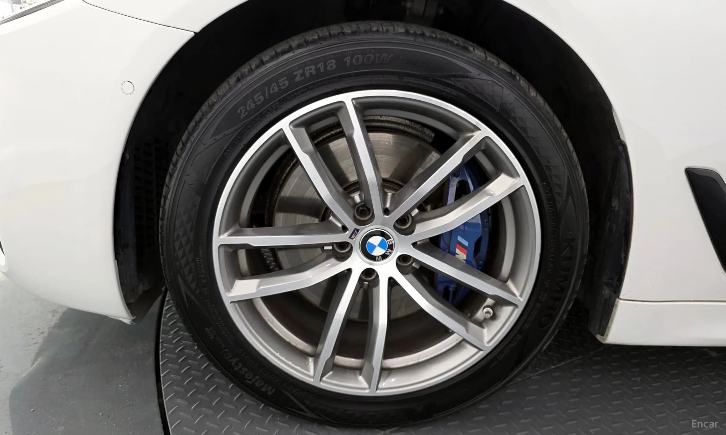 5 Series (G30)