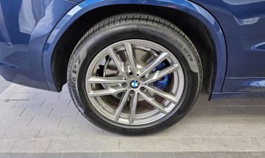 X3 (G01)