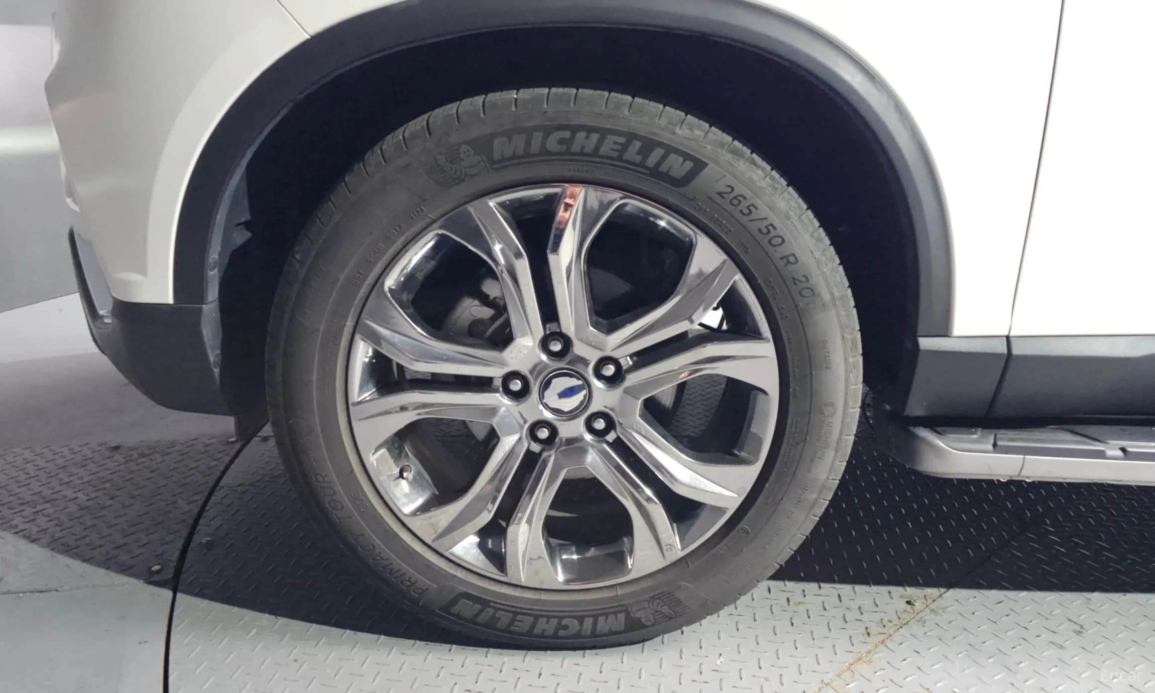 G4 Rexton