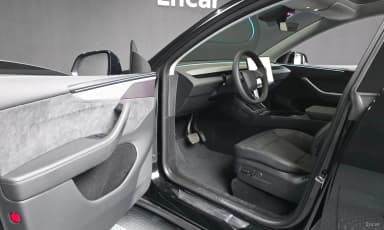 Model Y