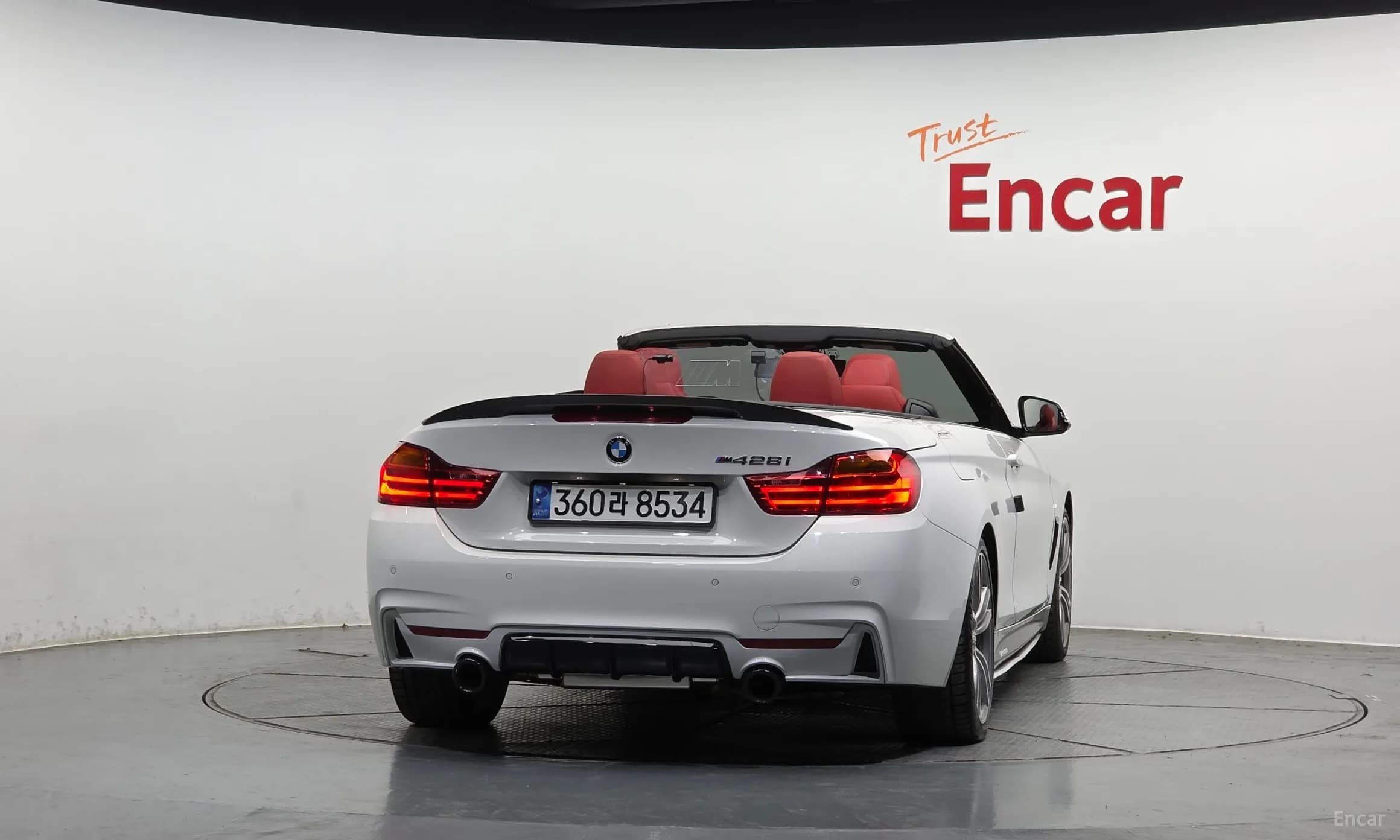 Series 4 (F32)