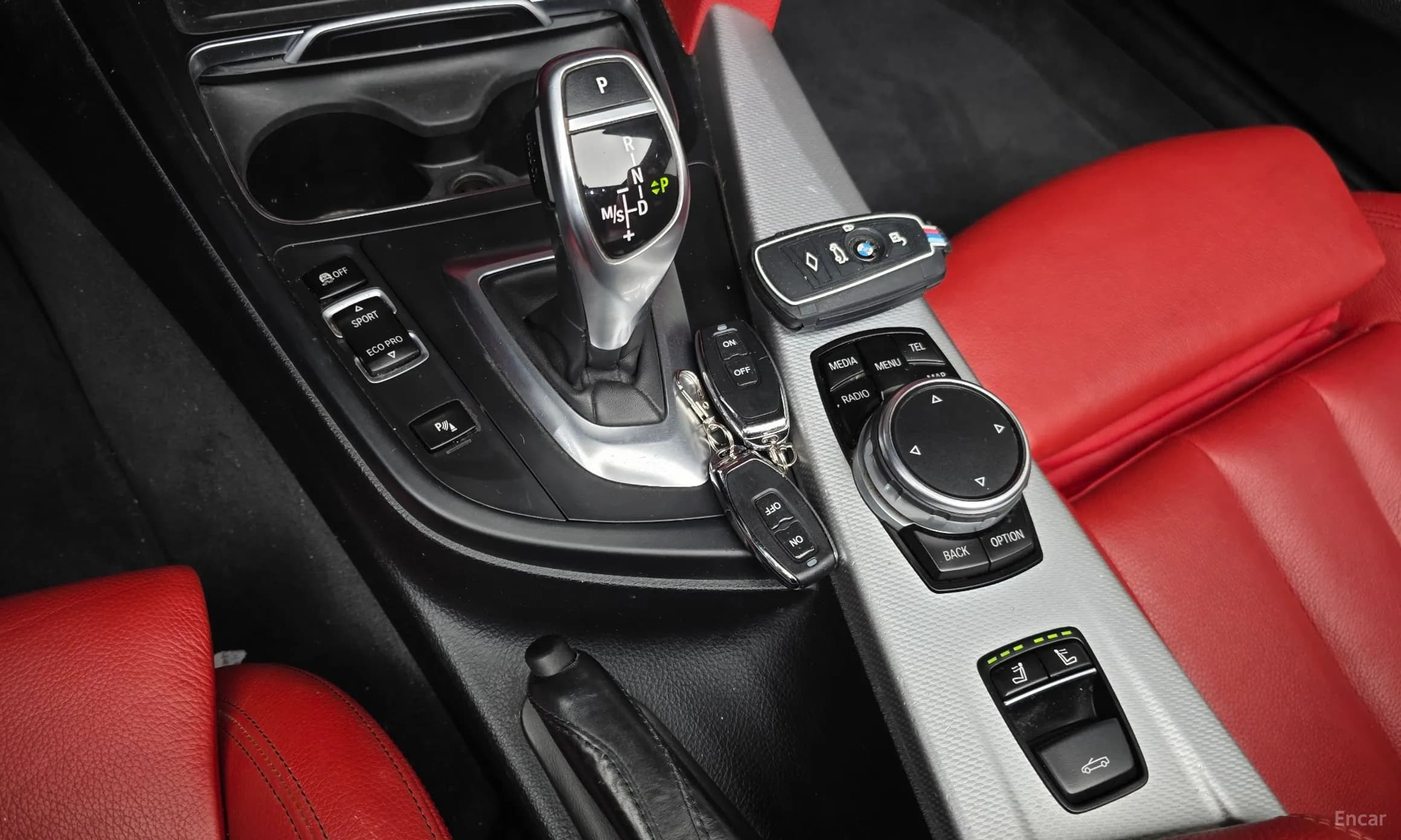 Series 4 (F32)