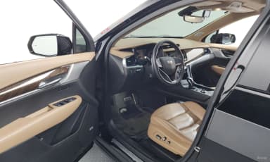 XT6