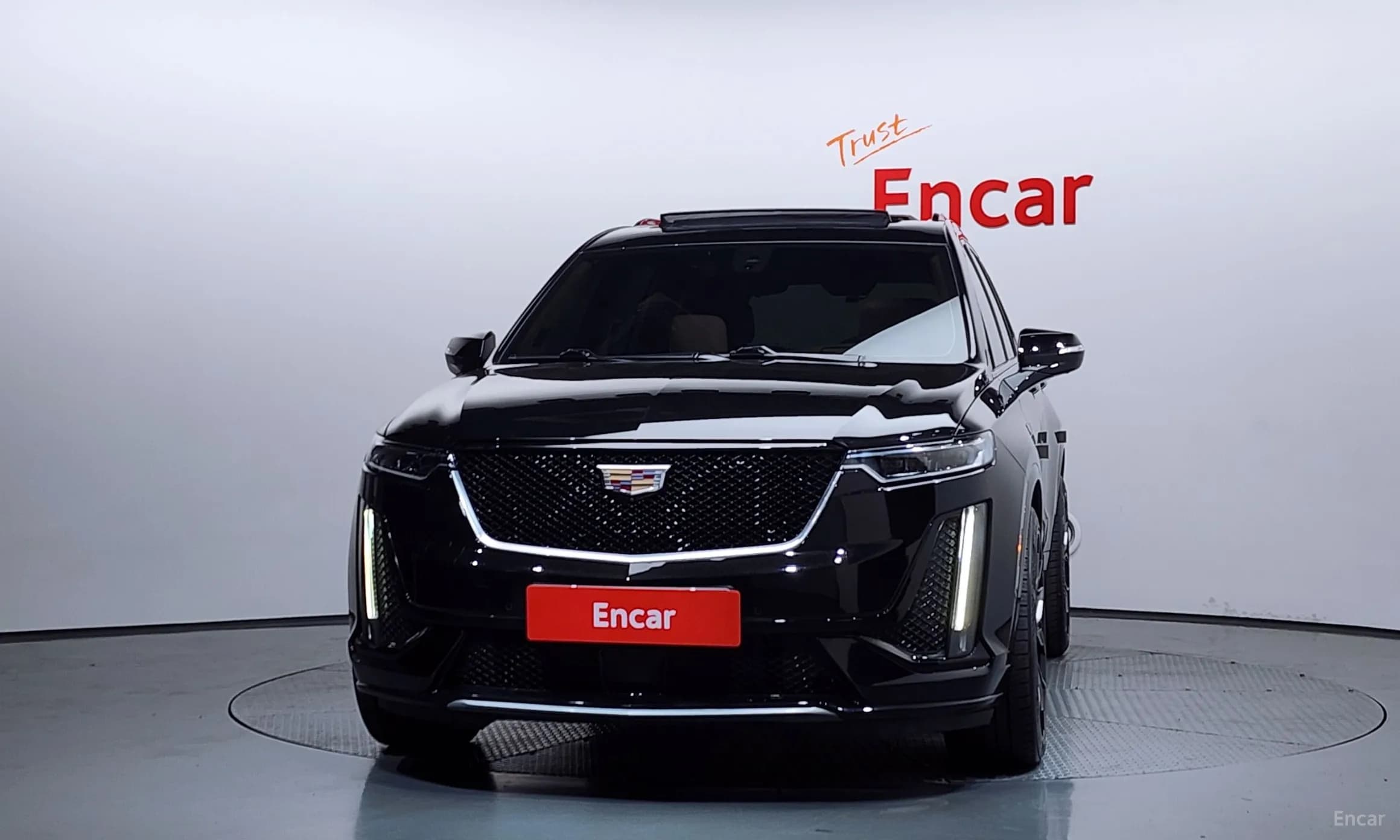 XT6