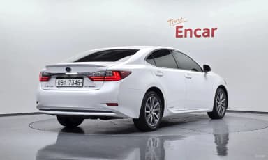 New ES300h
