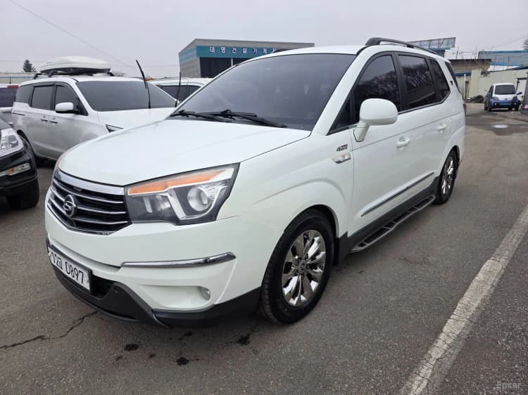 Korando Turismo