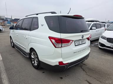 Korando Turismo