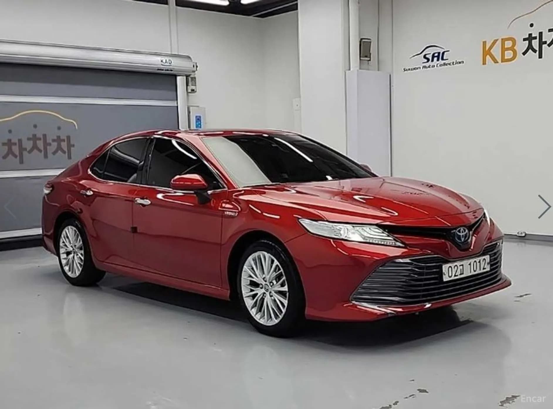Camry (XV70)