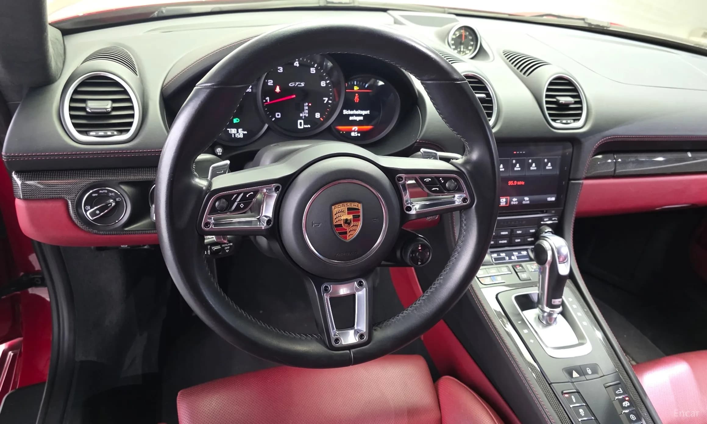 718 Cayman