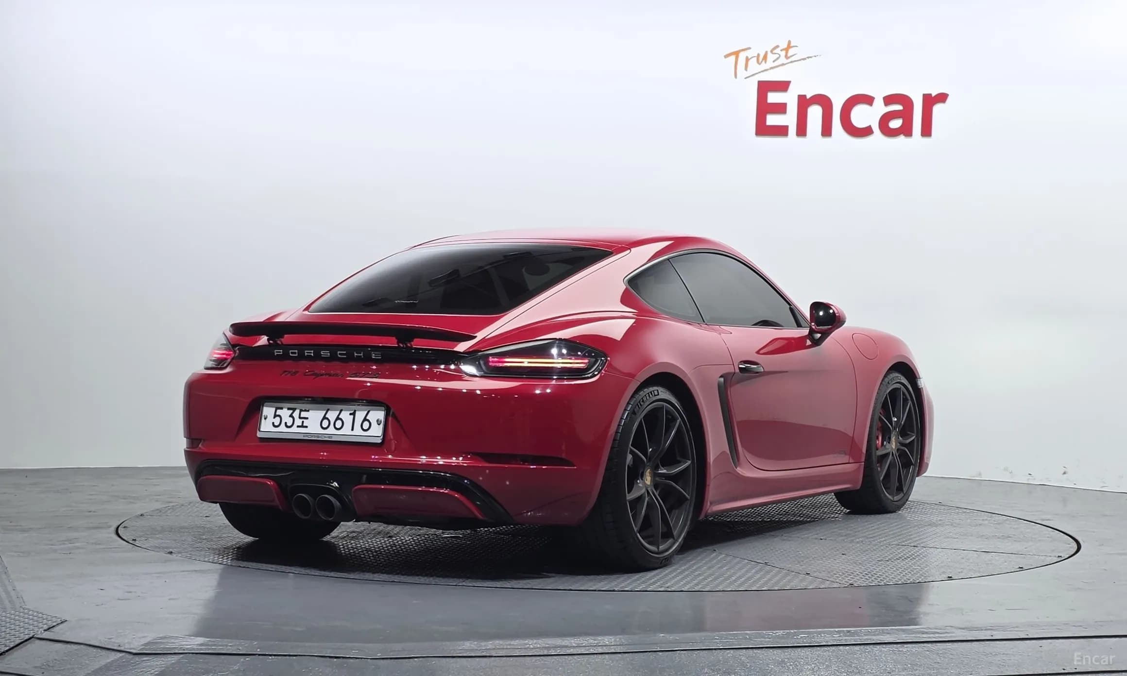 718 Cayman