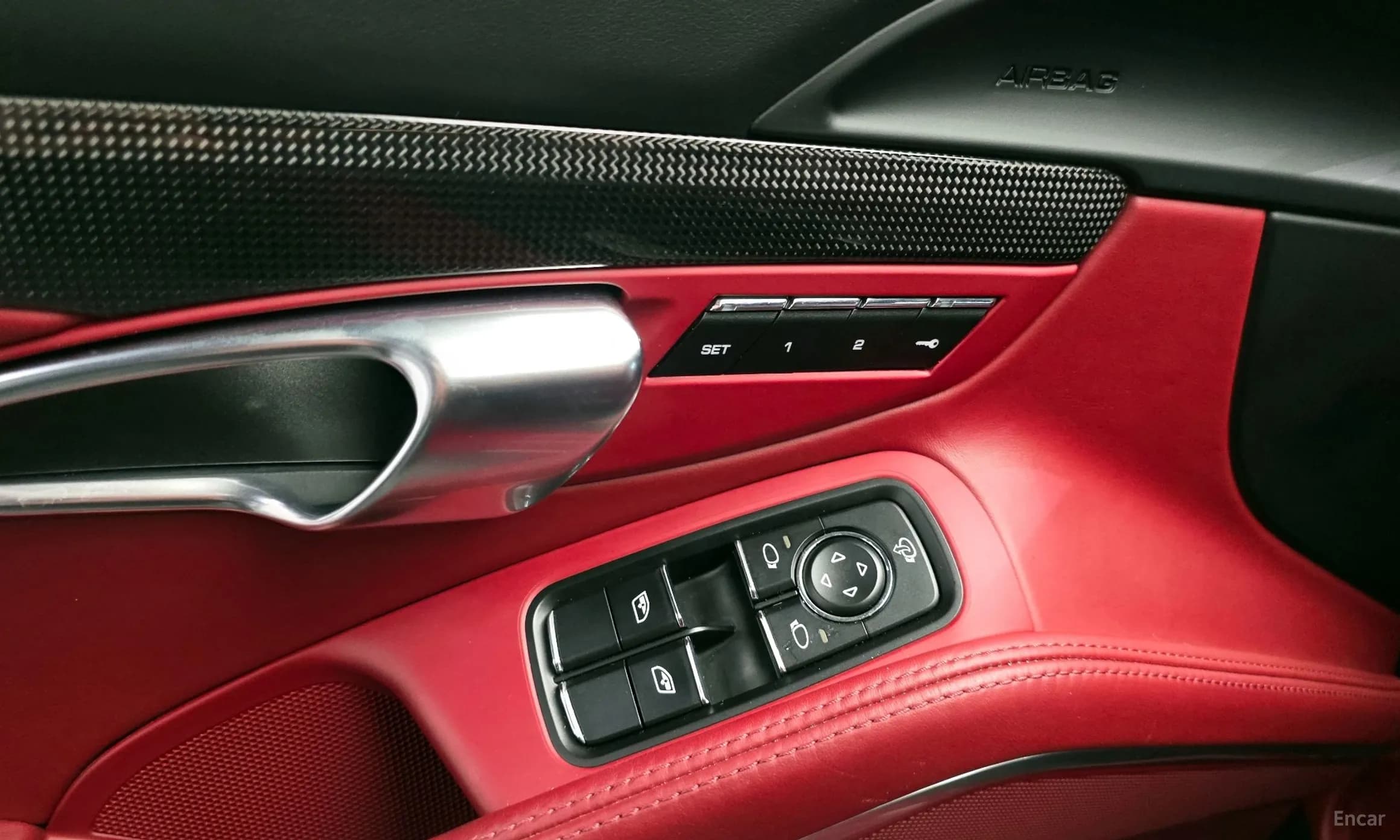 718 Cayman