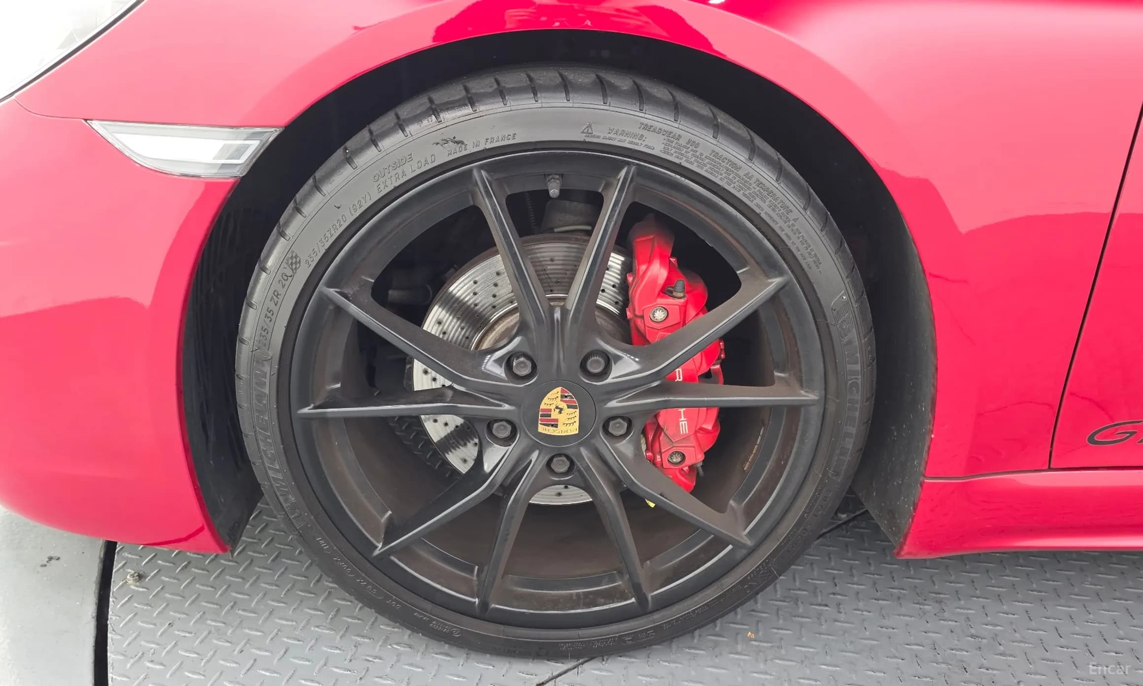 718 Cayman