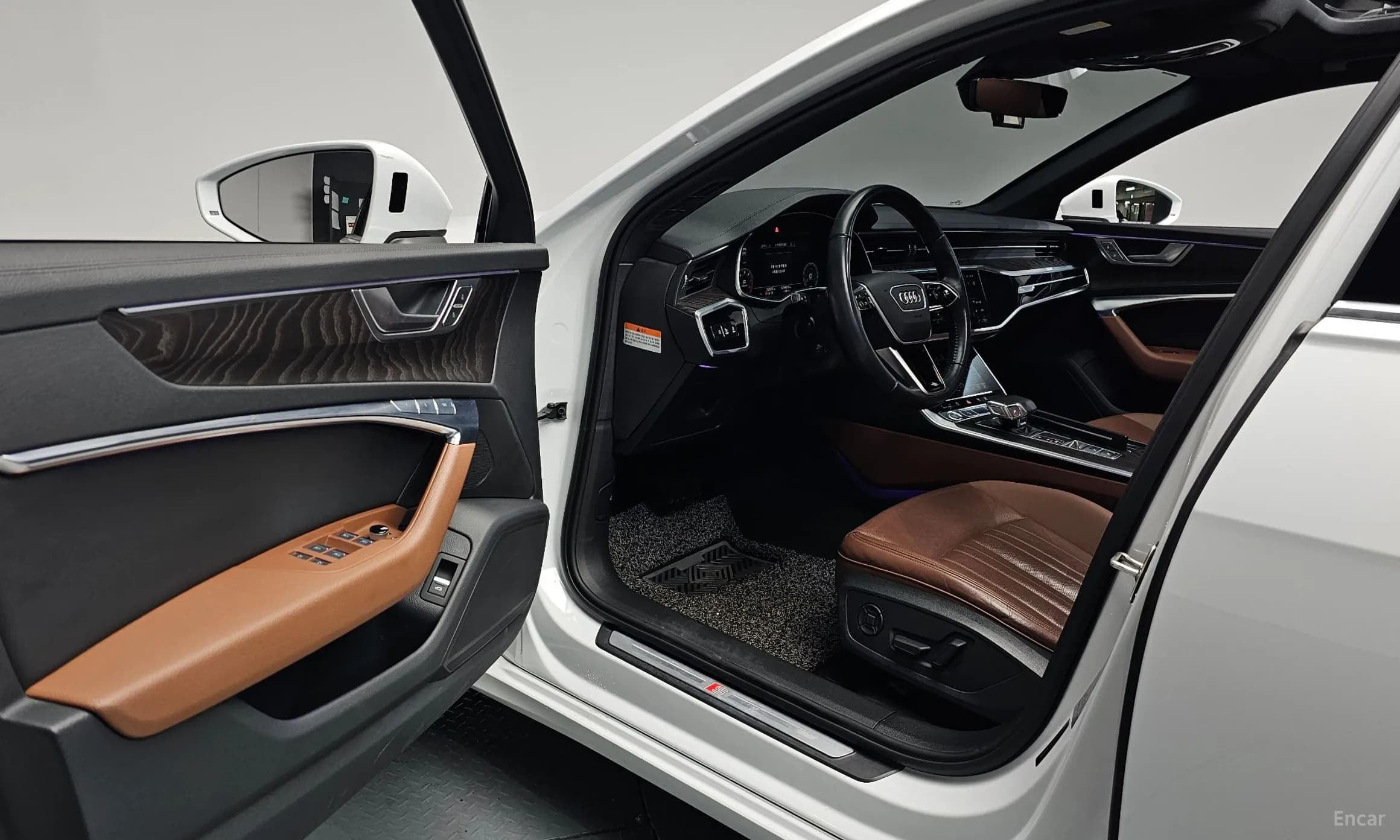 A6 (C8)