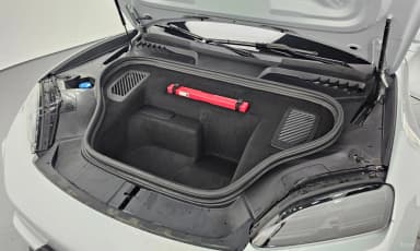 Macan EV