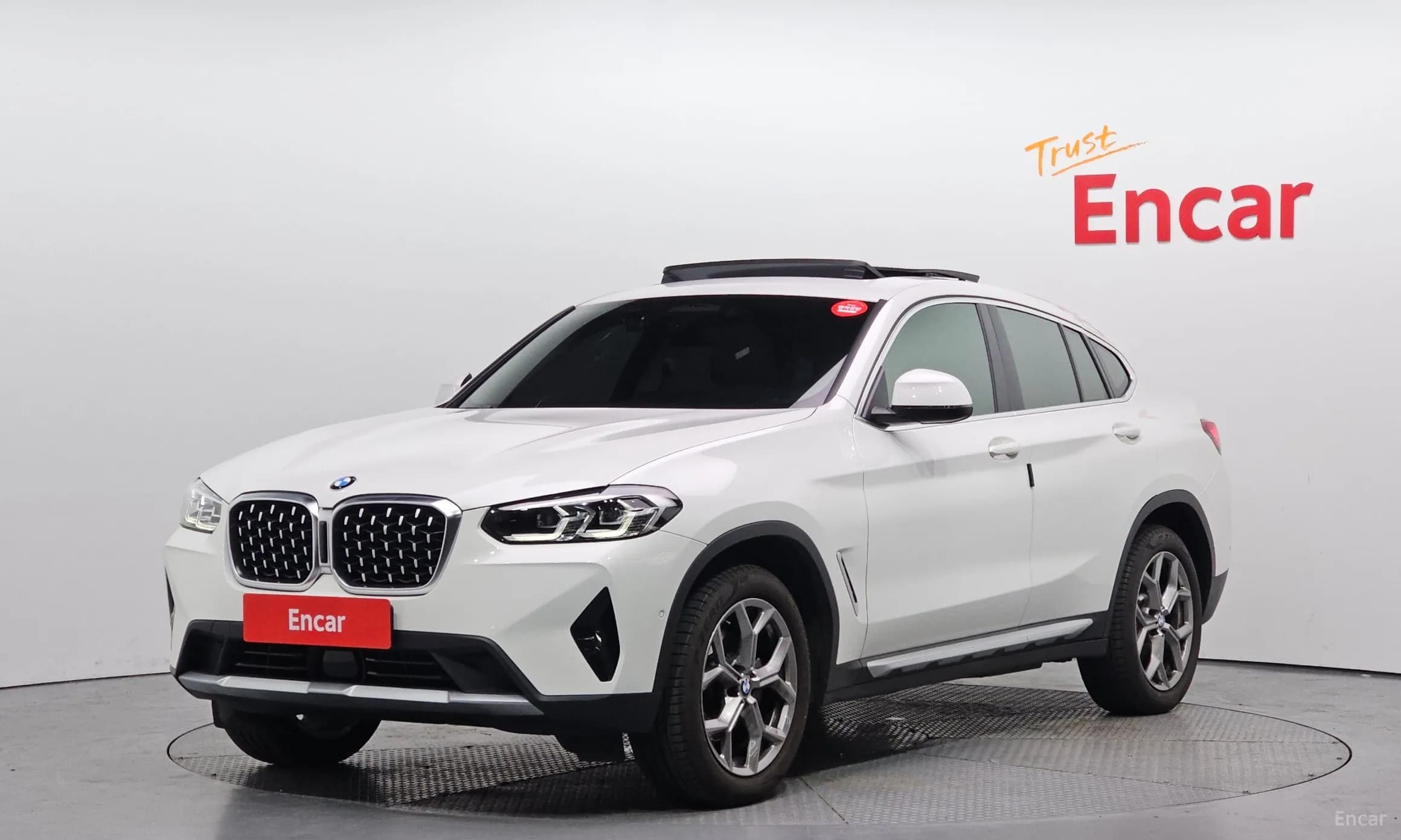 X4 (G02)